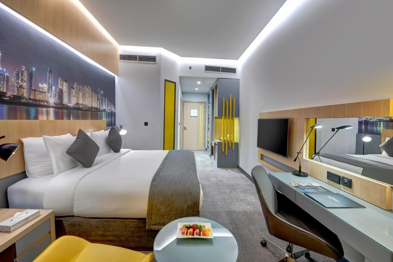 URBAN Al Khoory Hotel Dubai Buitenkant foto